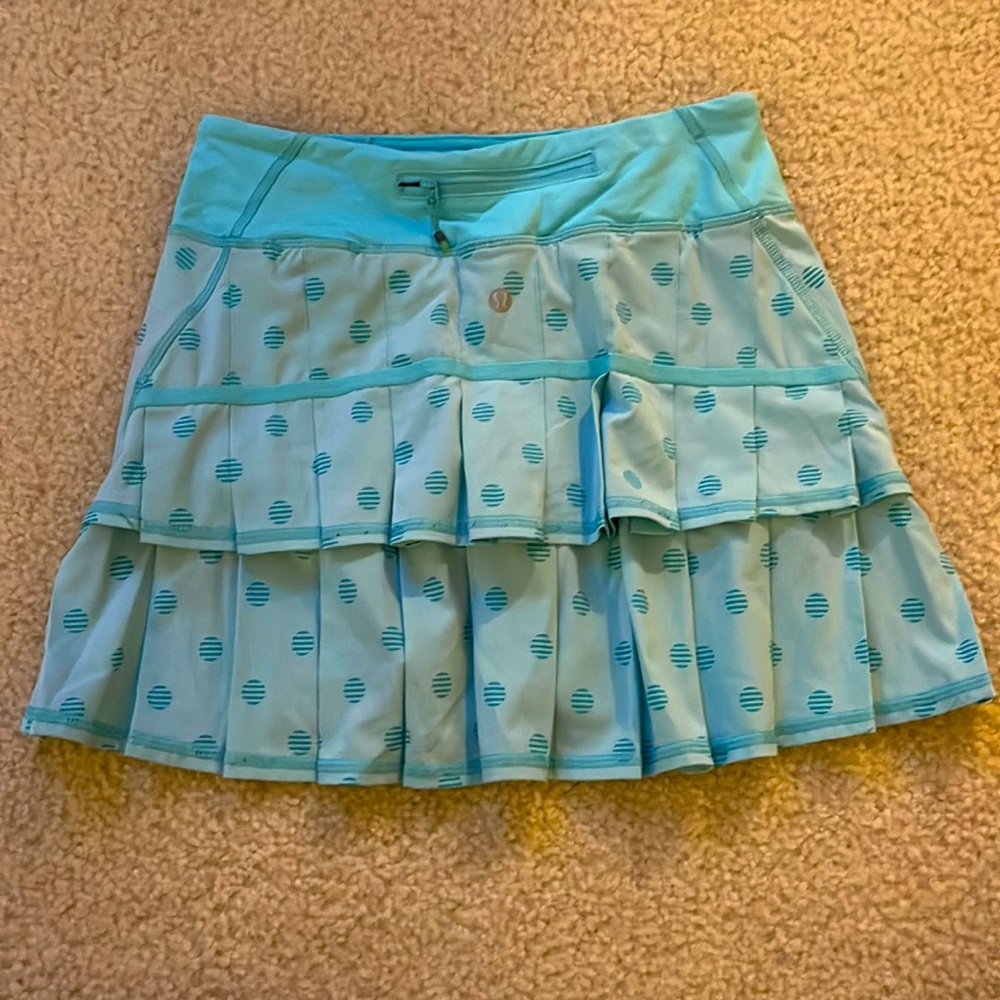 I SOLD I Lululemon Pace setter Skirm
